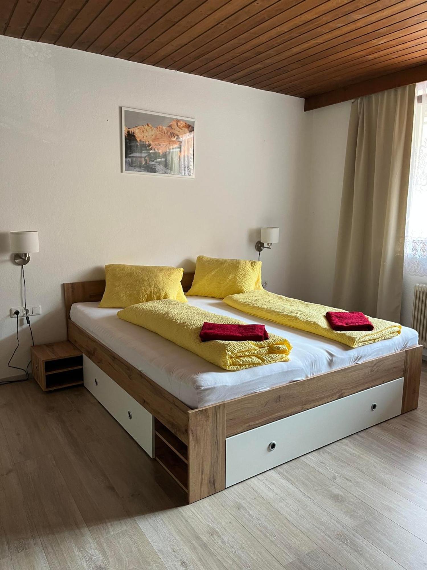 Pension Steiner, 6143 Matrei Am Brenner!!Check-In Between 15 - 21 O'Clock!! No Breakfast Muhlbachl Exterior photo