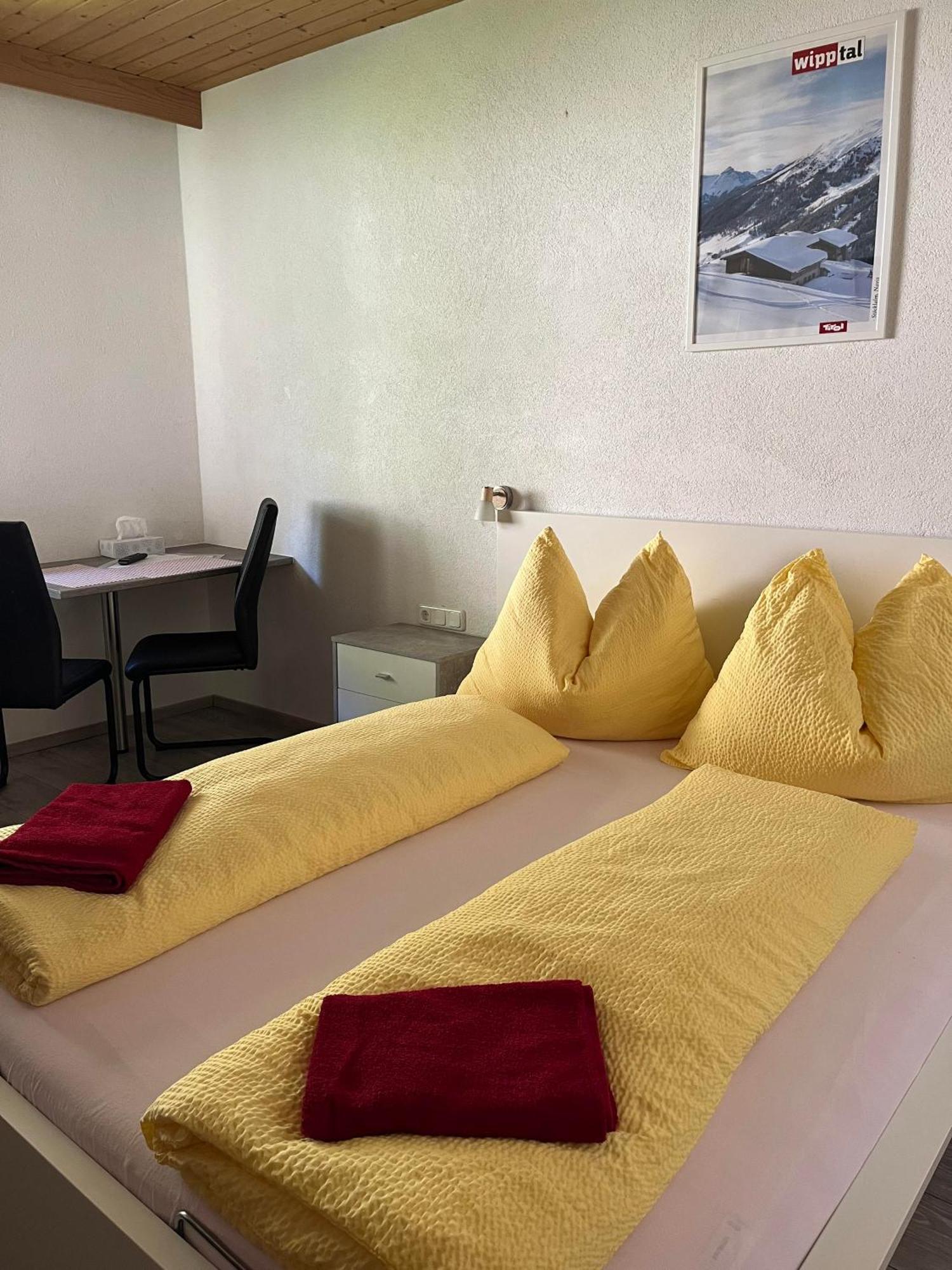 Pension Steiner, 6143 Matrei Am Brenner!!Check-In Between 15 - 21 O'Clock!! No Breakfast Muhlbachl Exterior photo