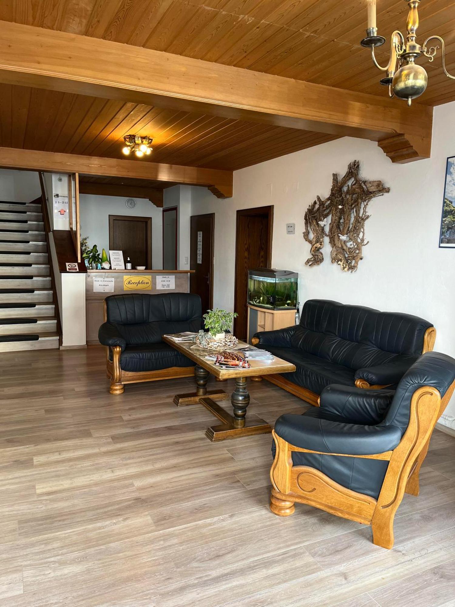 Pension Steiner, 6143 Matrei Am Brenner!!Check-In Between 15 - 21 O'Clock!! No Breakfast Muhlbachl Exterior photo
