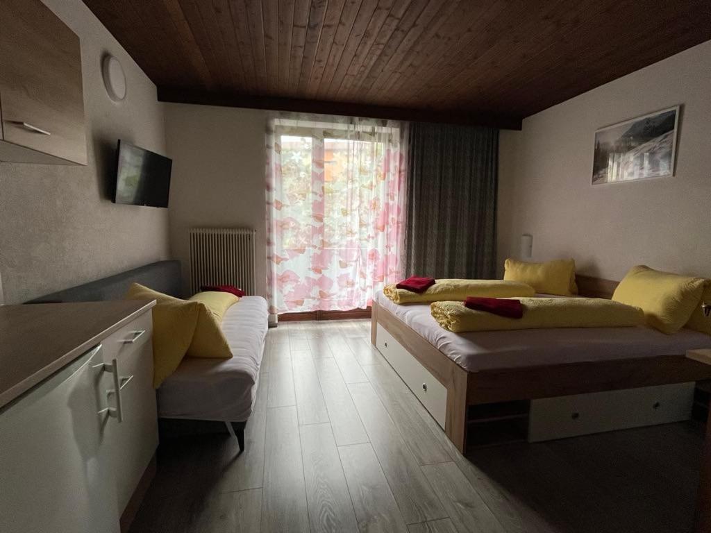 Pension Steiner, 6143 Matrei Am Brenner!!Check-In Between 15 - 21 O'Clock!! No Breakfast Muhlbachl Exterior photo