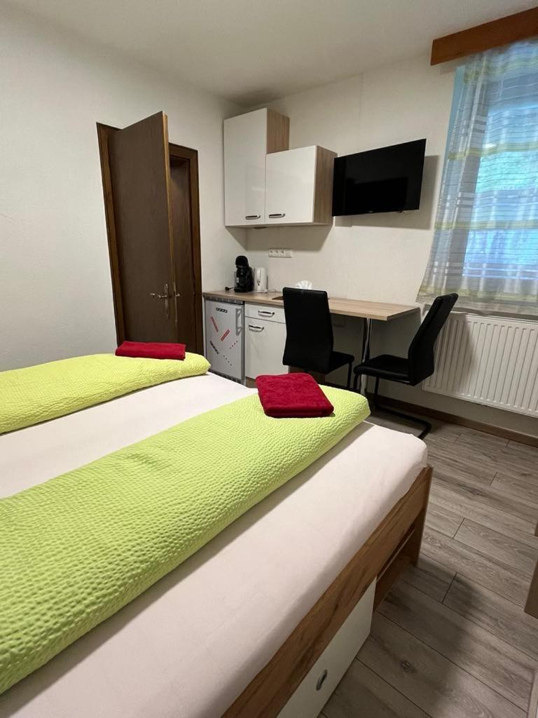 Pension Steiner, 6143 Matrei Am Brenner!!Check-In Between 15 - 21 O'Clock!! No Breakfast Muhlbachl Exterior photo